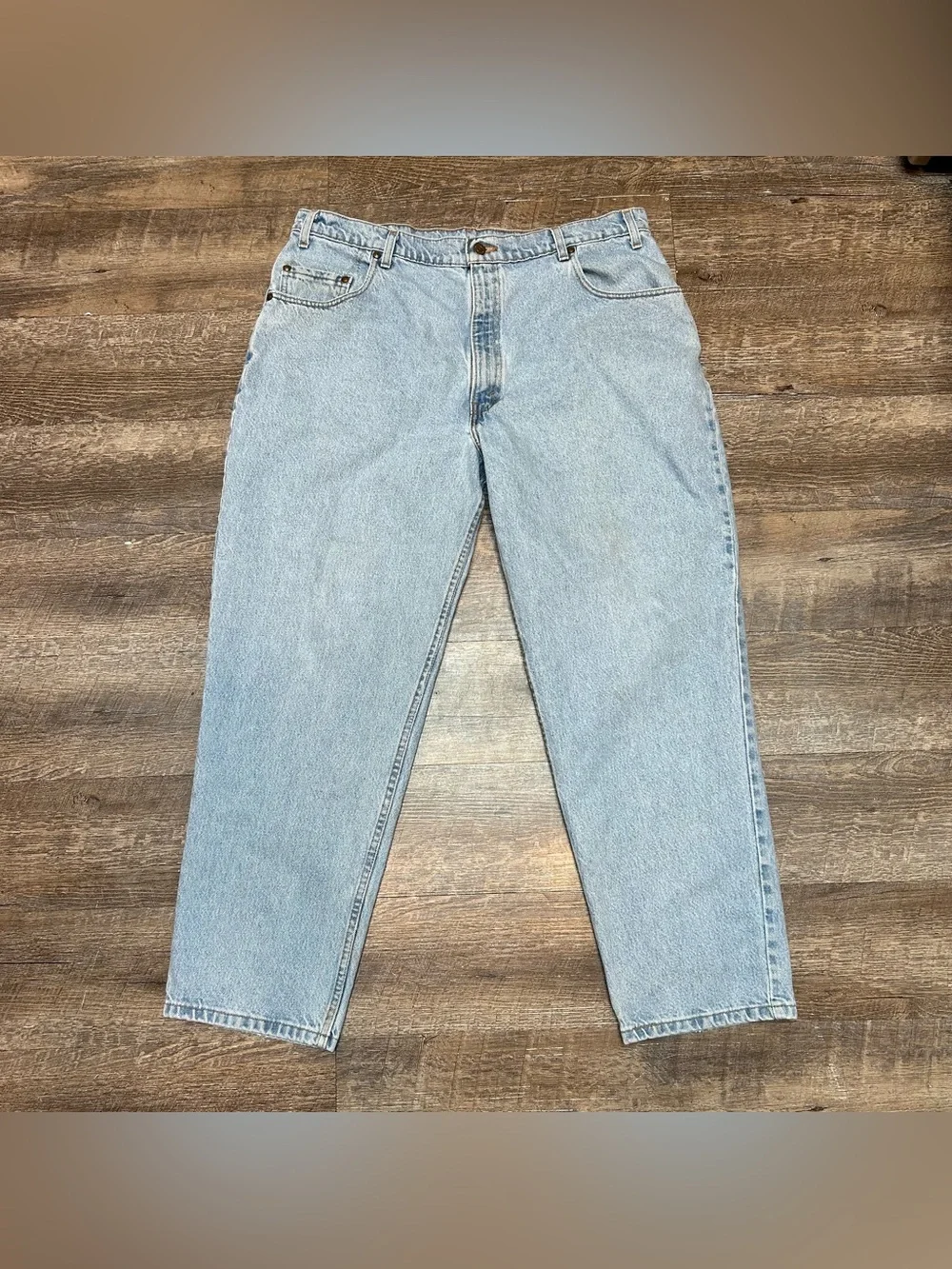Vintage 90’s Levi's 545 Light Blue Relaxed Fit Men's Jeans size 40